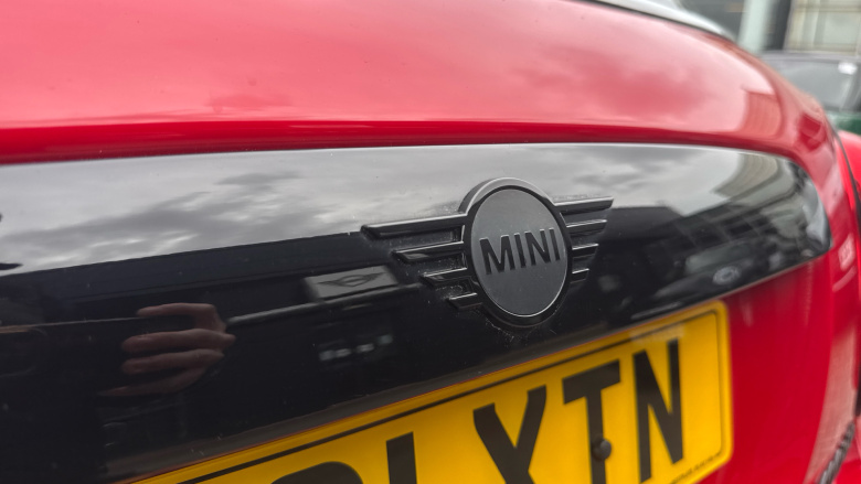 MINI Hatchback 1.5 Cooper Sport 5dr Petrol Hatchback